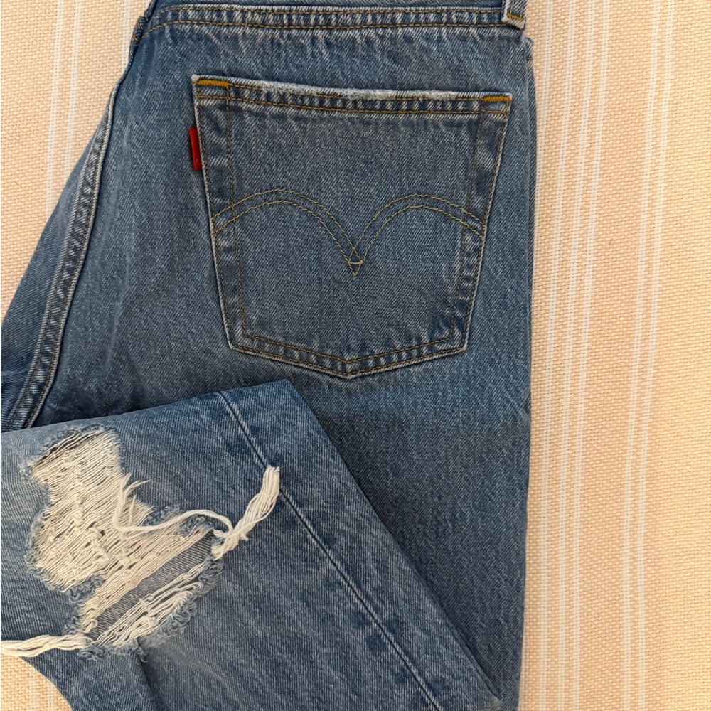 Levi's premium 501 straight leg jeans medium destroyed wash women’s size 27x28L